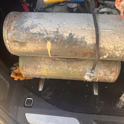 Air compressor with air line