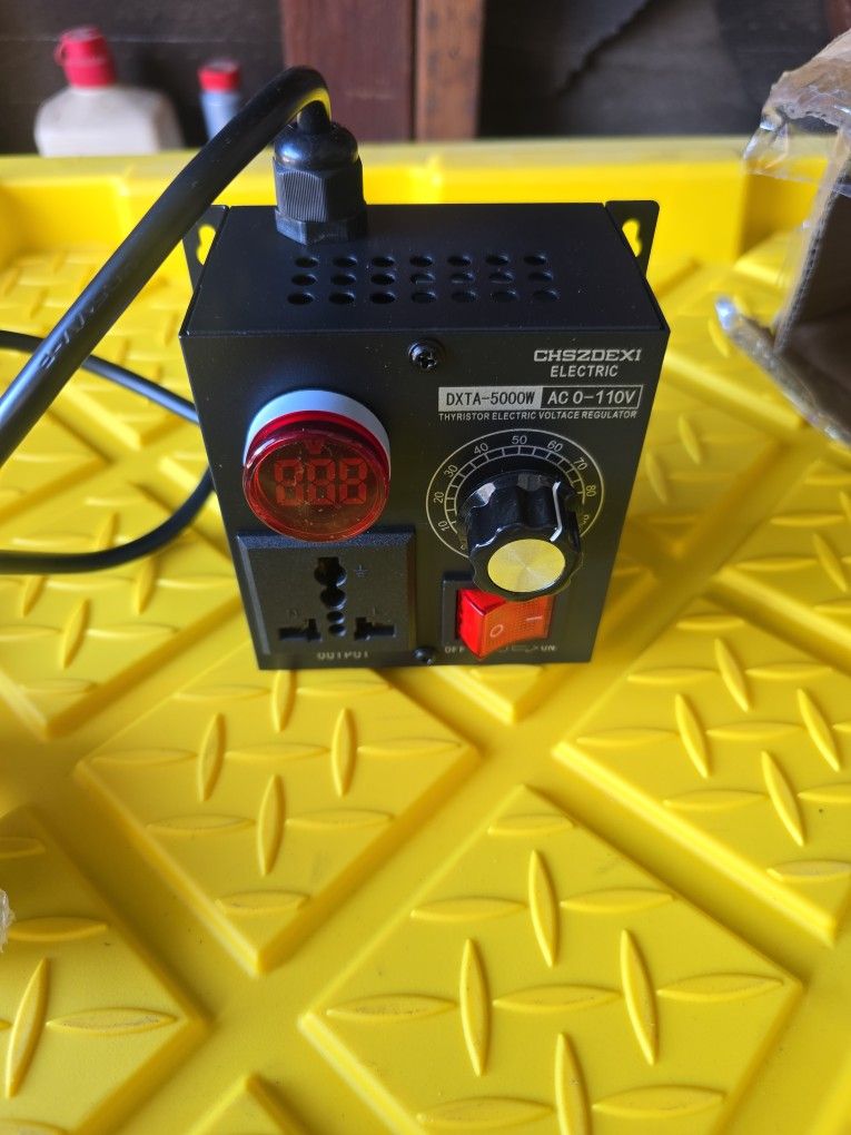 Electronic Voltage Regulator