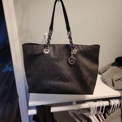 MICHAEL KORS HANDBAG