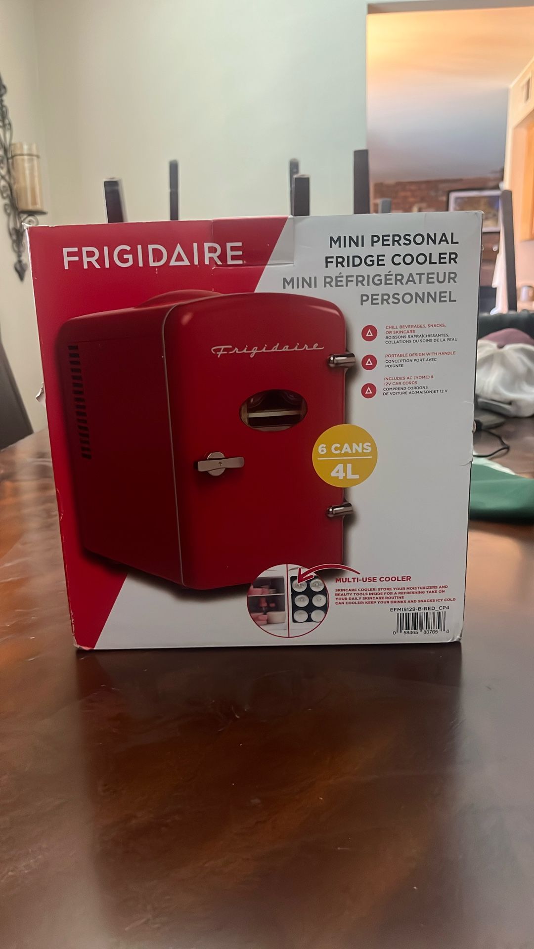 Frigidaire 6 can Mini Fridge
