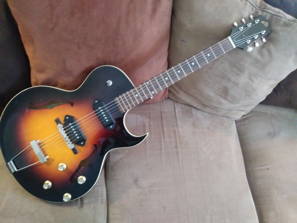 The Loar LH-302T-CVS Dual P-90 Thinbody Cutaway Electric Guitar