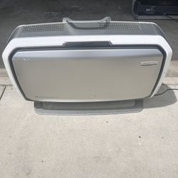 Aera Max Professional Purifier