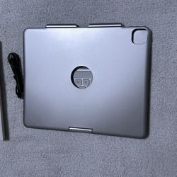 IPad Pro Case Holder