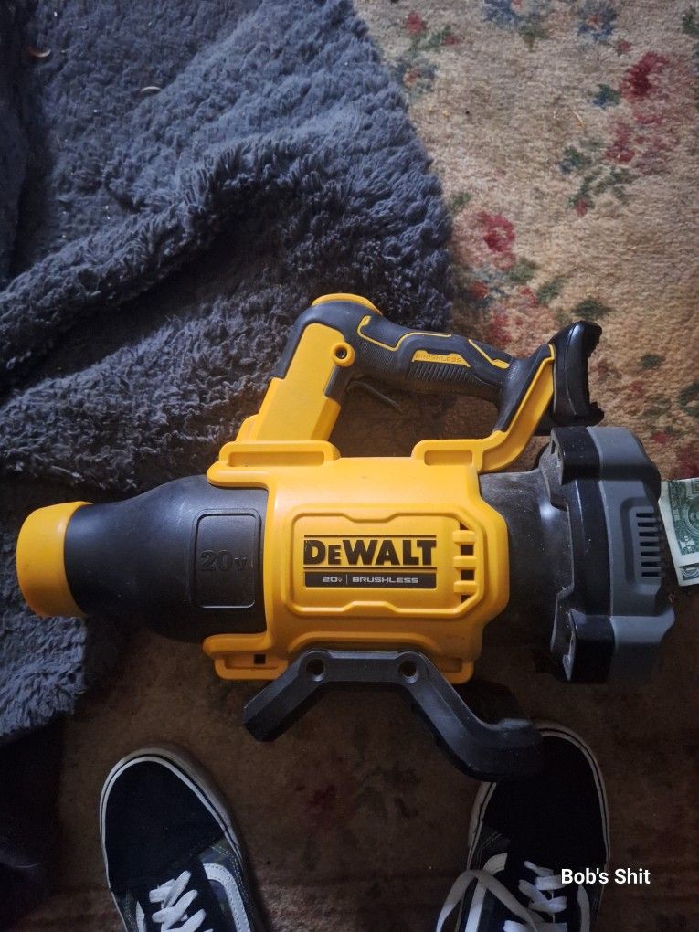 Dewalt Leaf Blower 