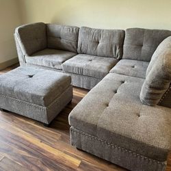 Brand New In Boxes Grey Sectional With Ottoman 