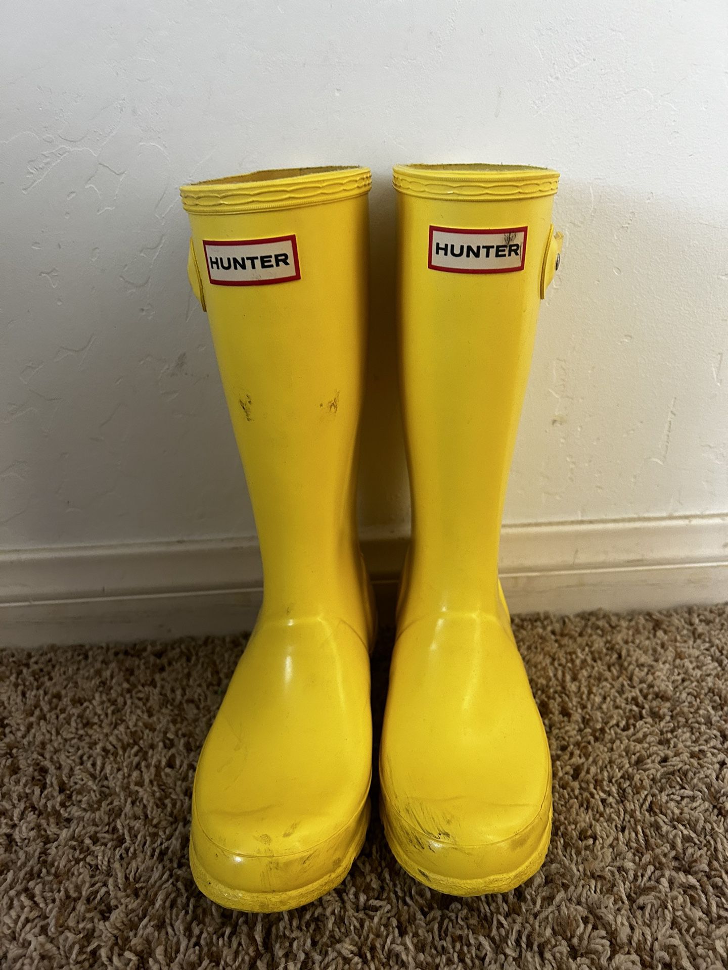 Hunter Rain Boots In Yellow Size 3/4 Kids