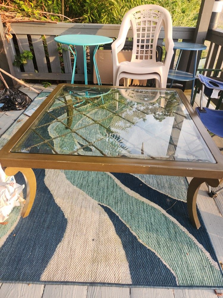 Indoor/Outdoor Coffee Table