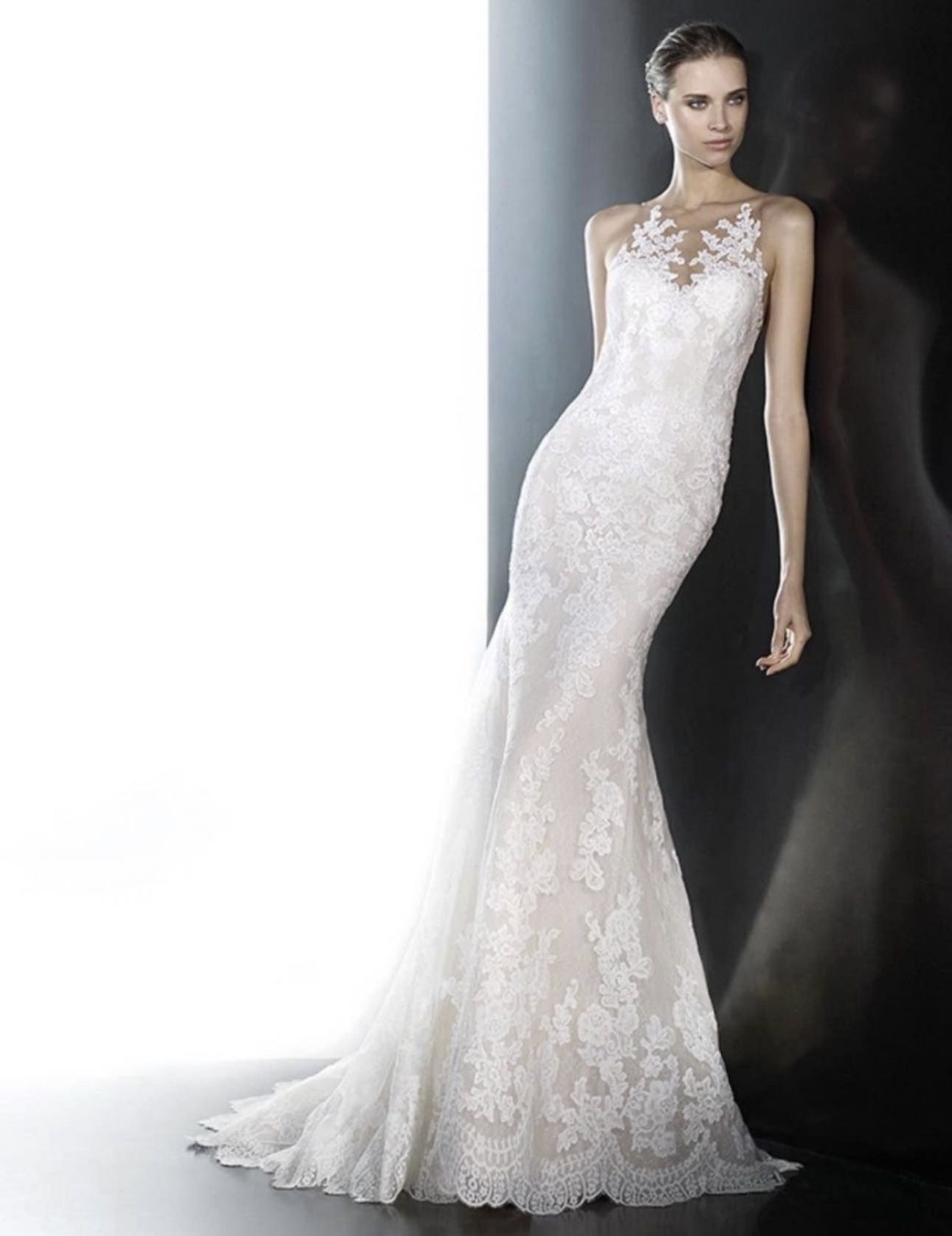 Pronovias Placia Lace Mermaid Wedding Dress