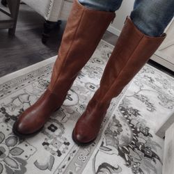 Arturo Chiang Designs Riding Boots, Size 9, Genuine Leather, Great Condition 