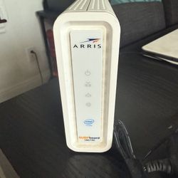 ARRIS (SB8200) - Cable Modem - Fast DOCSIS 3.1 32x8 Gigabit Cable Modem , Approved for Comcast Xfinity, Cox, Charter Spectrum, & more | 1 Gbps Max Int