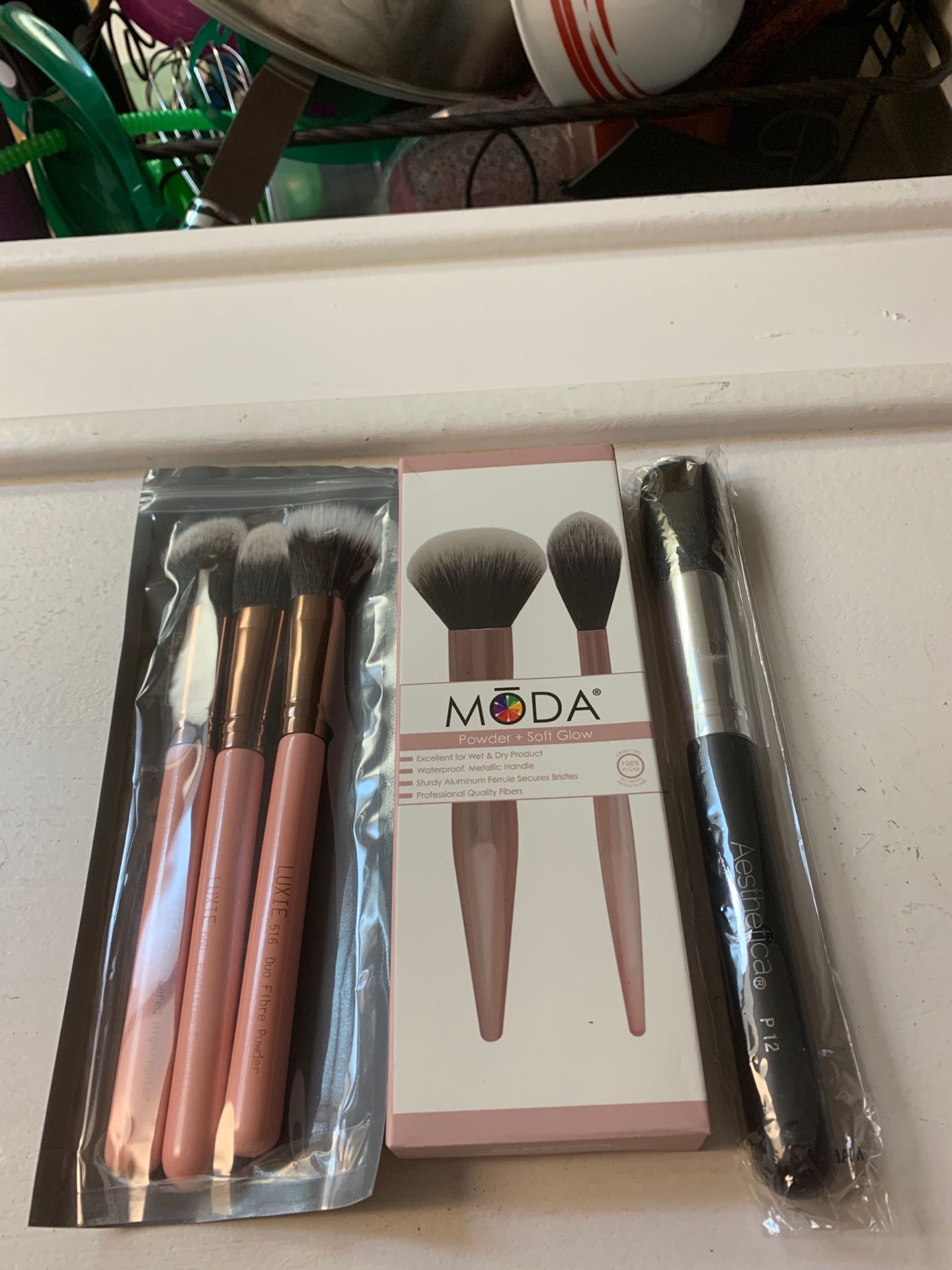 New Lot of makeup brushes