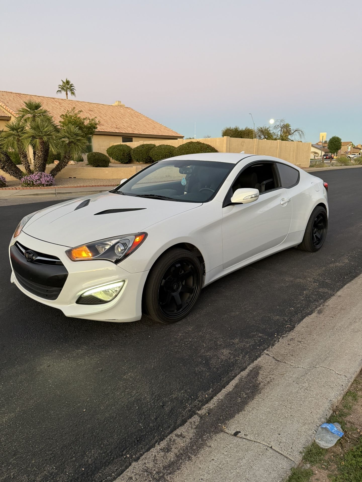 Hyundai Genesis coupe 3.8