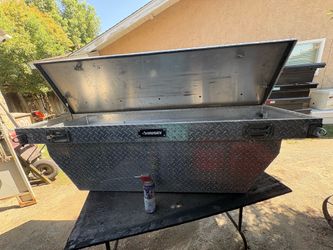 Deep  tool box