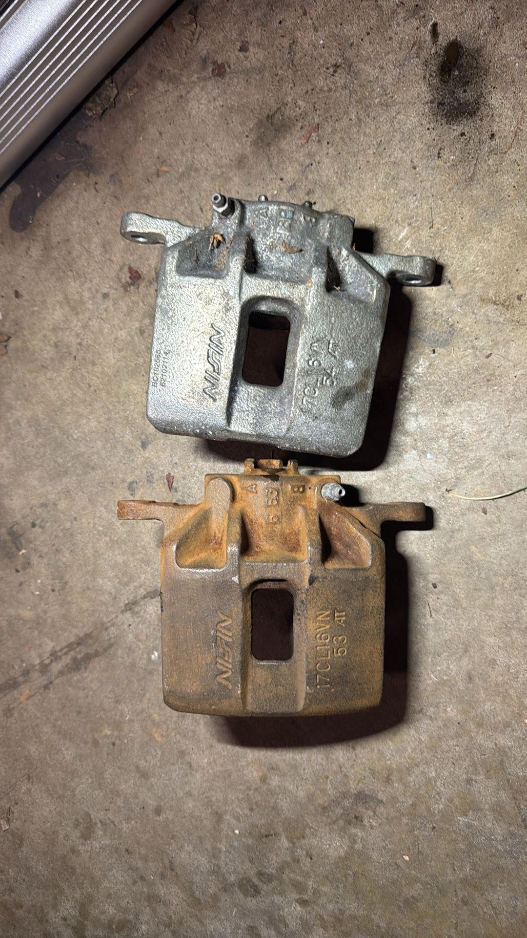 99-04 Acura RL Front Brake Calipers