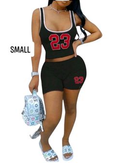 New women’s 2 piece set size small