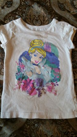 Disney 3t shirt has a stain
