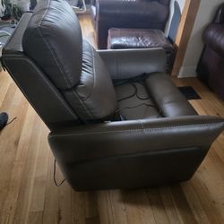 Flexsteel Genuine Leather Recliner New