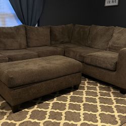 (DELIVERY ๐)Large Grey Sectional Couch W/ Ottoman