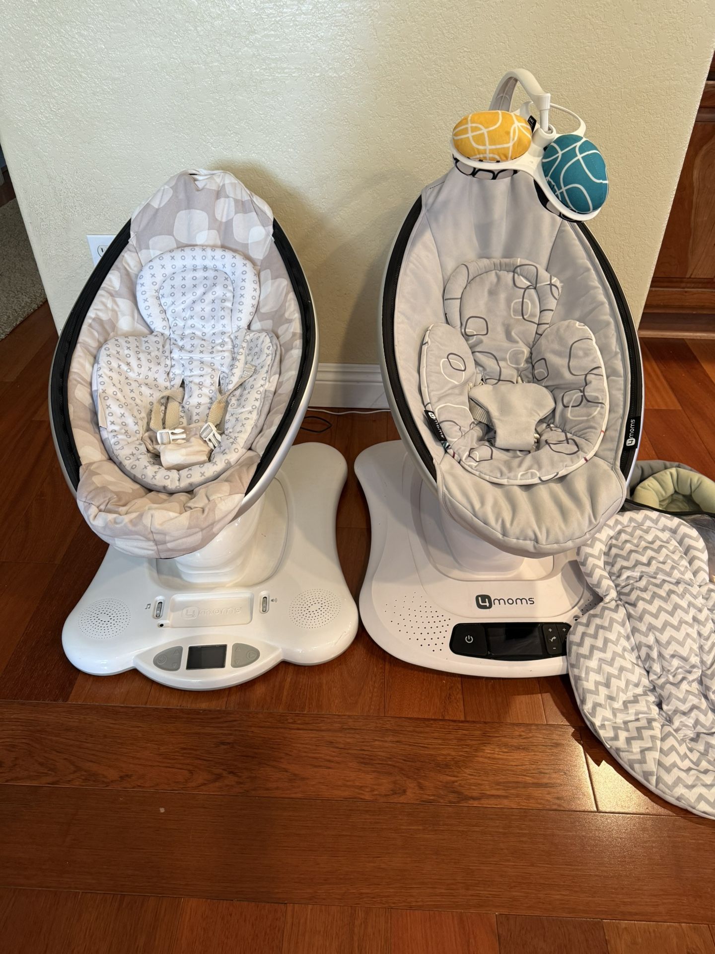 4Moms Baby Swings