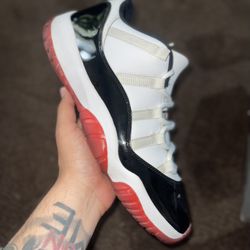 Jordan 11 