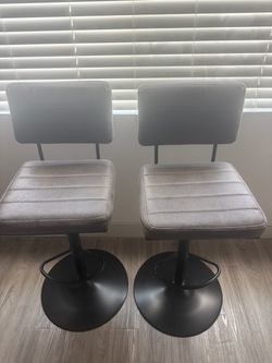 Set of 2 Adjustable Bar Stools