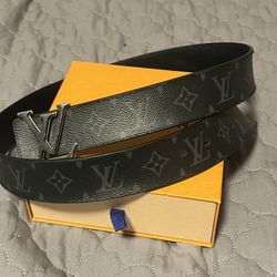 Louis Vuitton Belt Reversible 