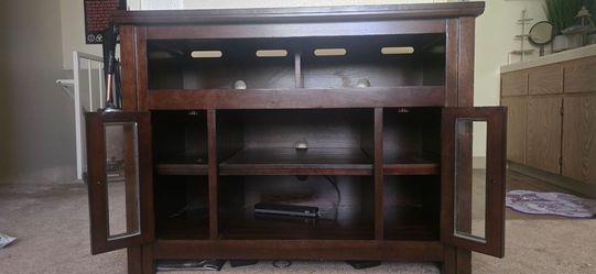 TV stand ashly furniture