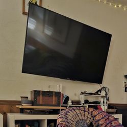 Sony XBR55X850D 55-Inch 4K Ultra HD Smart TV (2016 model)