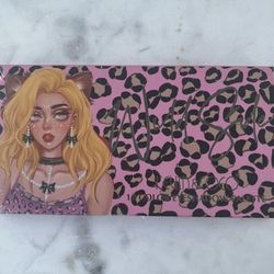 Wild Side Eyeshadow Palette