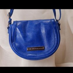 BCBG SMALL PURSE 