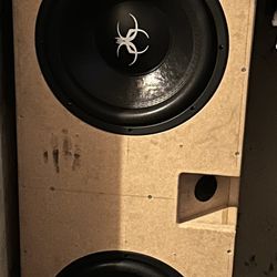 Dual Speaker Box