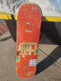 Skateboard deck habitat