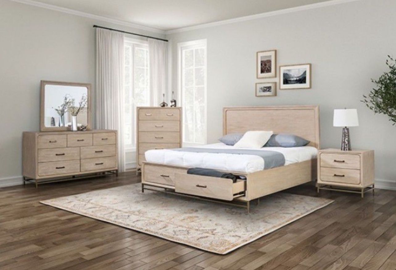 Brand New Light Wood Modern 4pc Queen Bedroom Set
