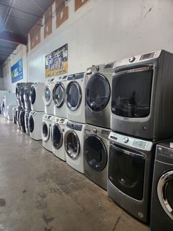 MAYTAG STEAM WASHER AND ELECTRIC DRYER 