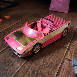 Lol Doll car, great condition. Check out my other offers 