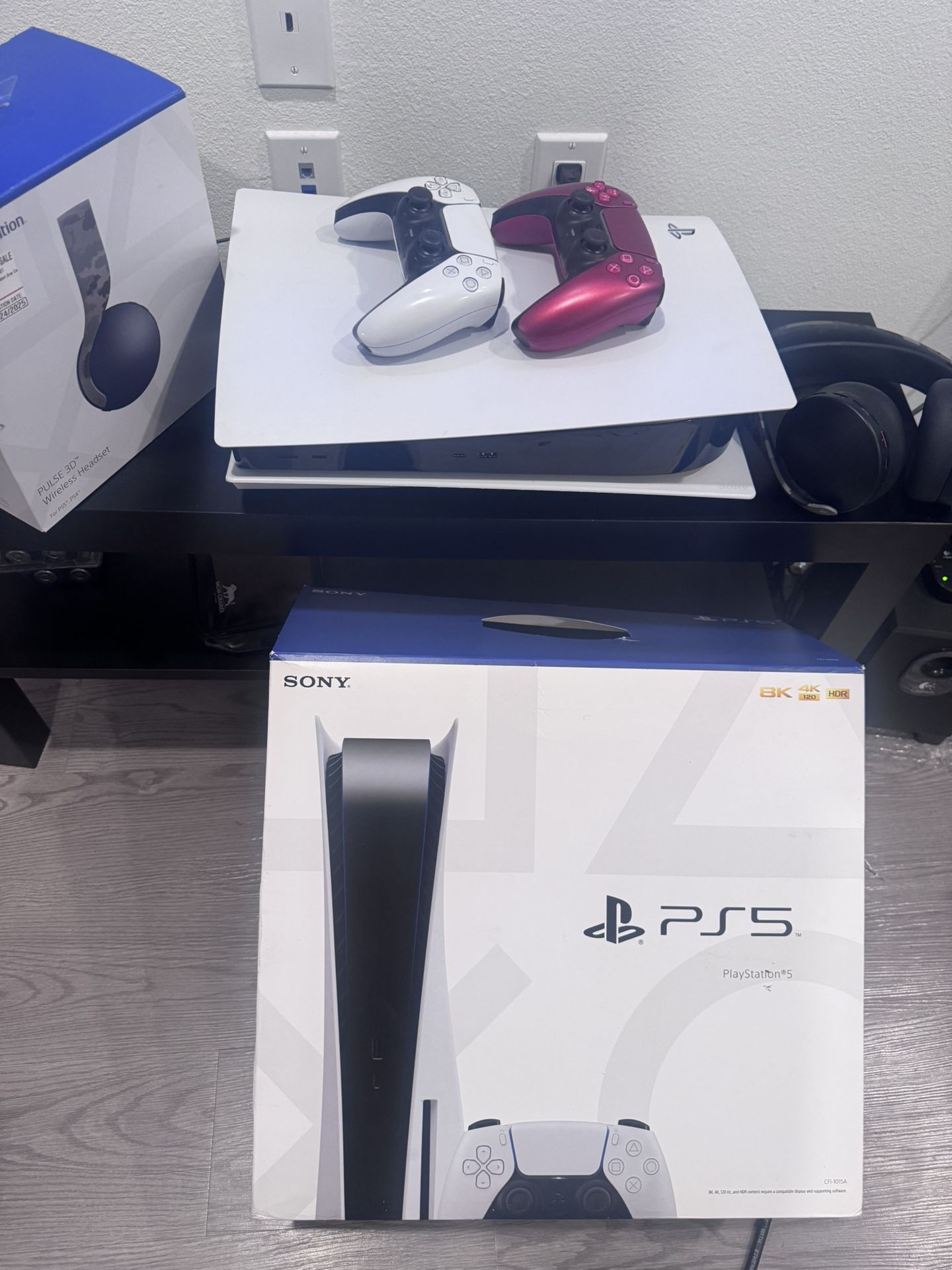 Sony PS5 Blu-Ray Disc Edition – Extra Controller + Headset – Barely Used