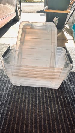 Storage container