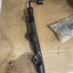 Mr2 Spyder Fuel Rail With Fuel Line Clip