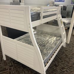 White Full & Twin Bunk Bed - We Deliver 