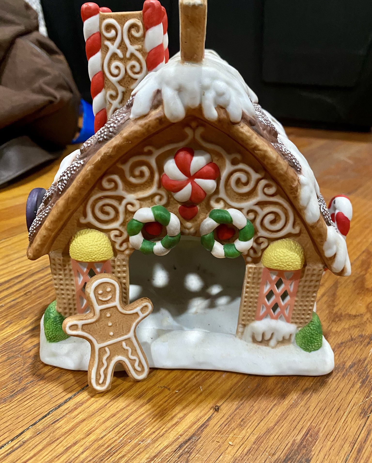 PartyLite Gingerbread House Tealight Candle Holder Christmas Holiday Decor