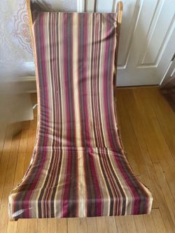 FOR SALE: Solid Wood Vintage Rocking Chair