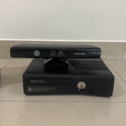 Xbox 360 Slim with Kinect +Games
