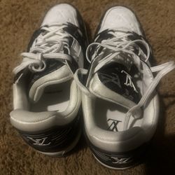 Louisvuitton Trainers Black n White
