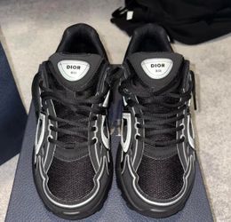 Dior b30
