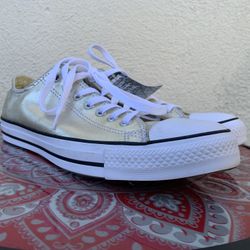 converse chuck taylor’s shoes
