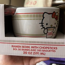 Hello Kitty Ramen bowl Cup Noodles 