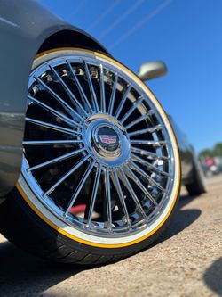 Cadillac Chrome Multi-Spoke Wheel with Vogue Tire