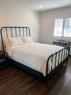 Queen Size Bed