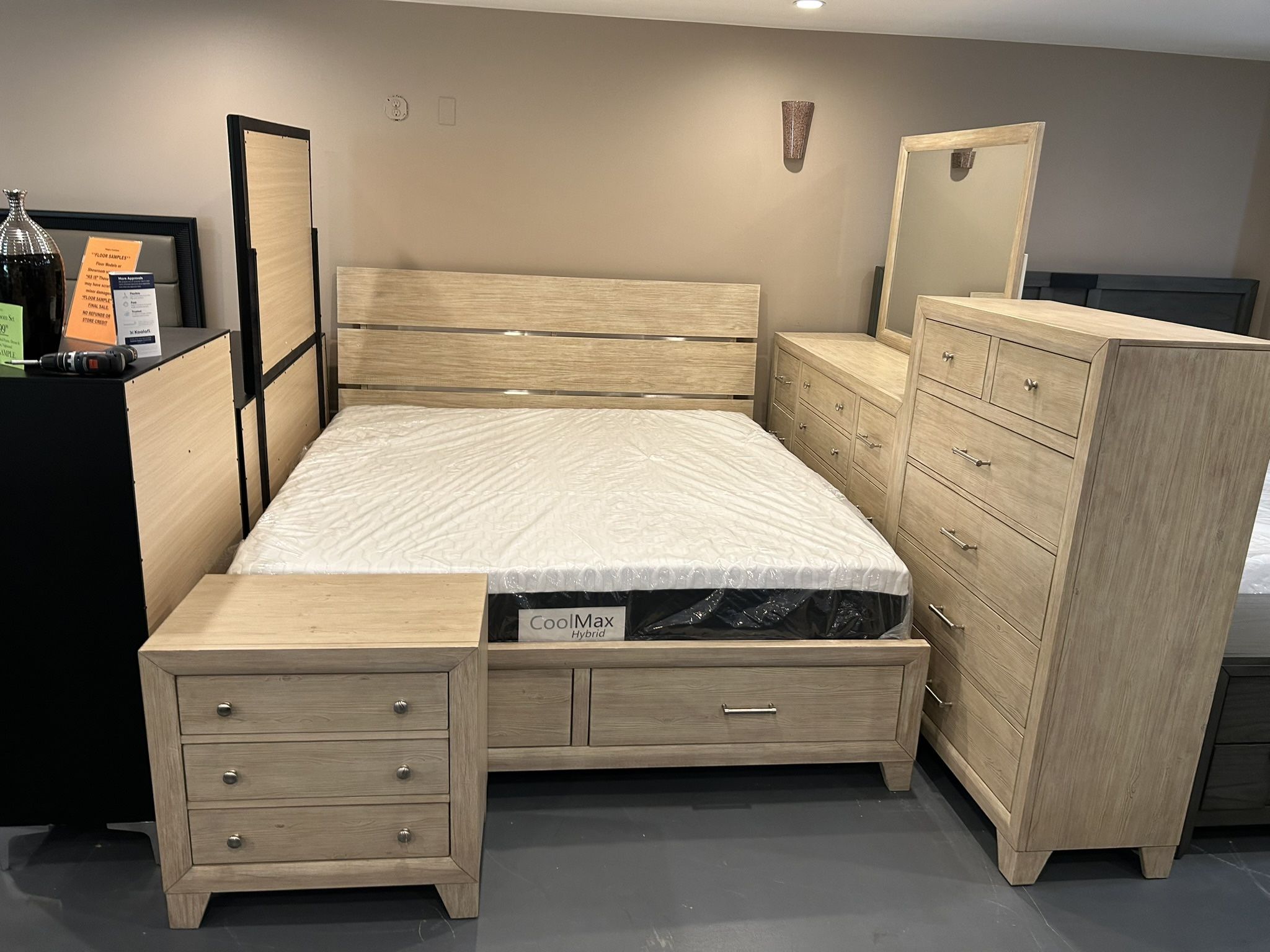 New Platform King Bedroom Set