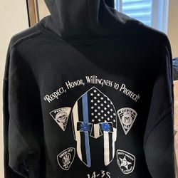 Long Sleeved Hooded Sweatshirt - Black - Large